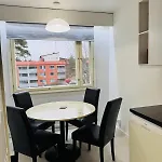 Cozy-15min To Airport, Free Parking Appartement